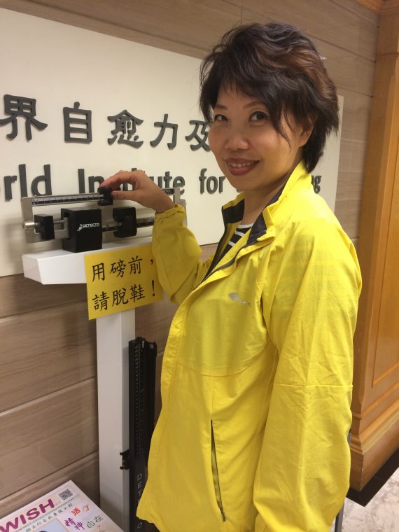 Cosmopolitan雜誌︰2014年6月13日 (服氣辟穀‧三天減六磅)2